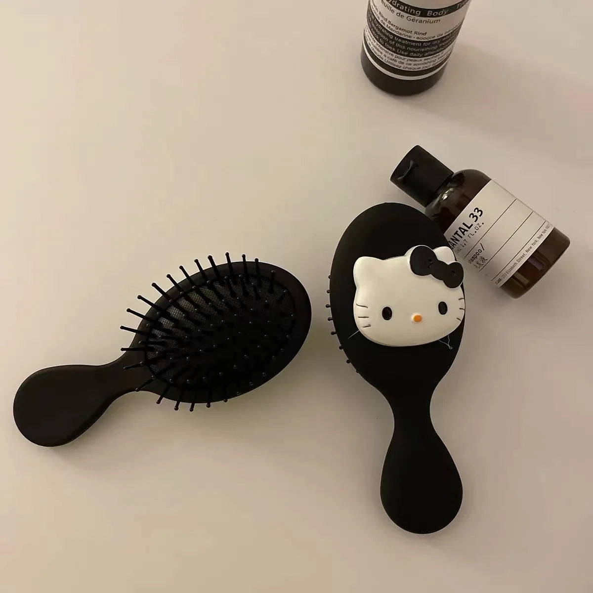 Sanrio Hello Kitty Kawaii Portable Air Cushion Comb Mirror Cartoon Anime Doll Girl Creative Cute Portable Comb Gifts for Girls