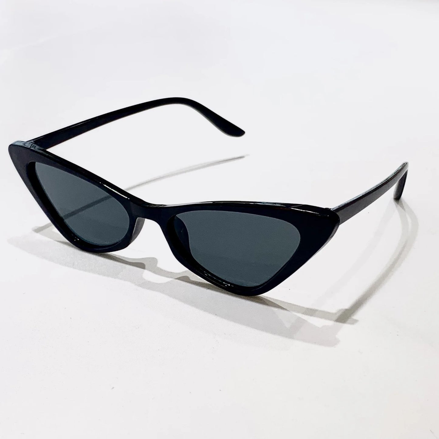Small Frame Vintage Square Sunglasses Women Men Cat Eye Sun Glasses Eye Glasses Goggle Square Male Female Triangle Sunglasses