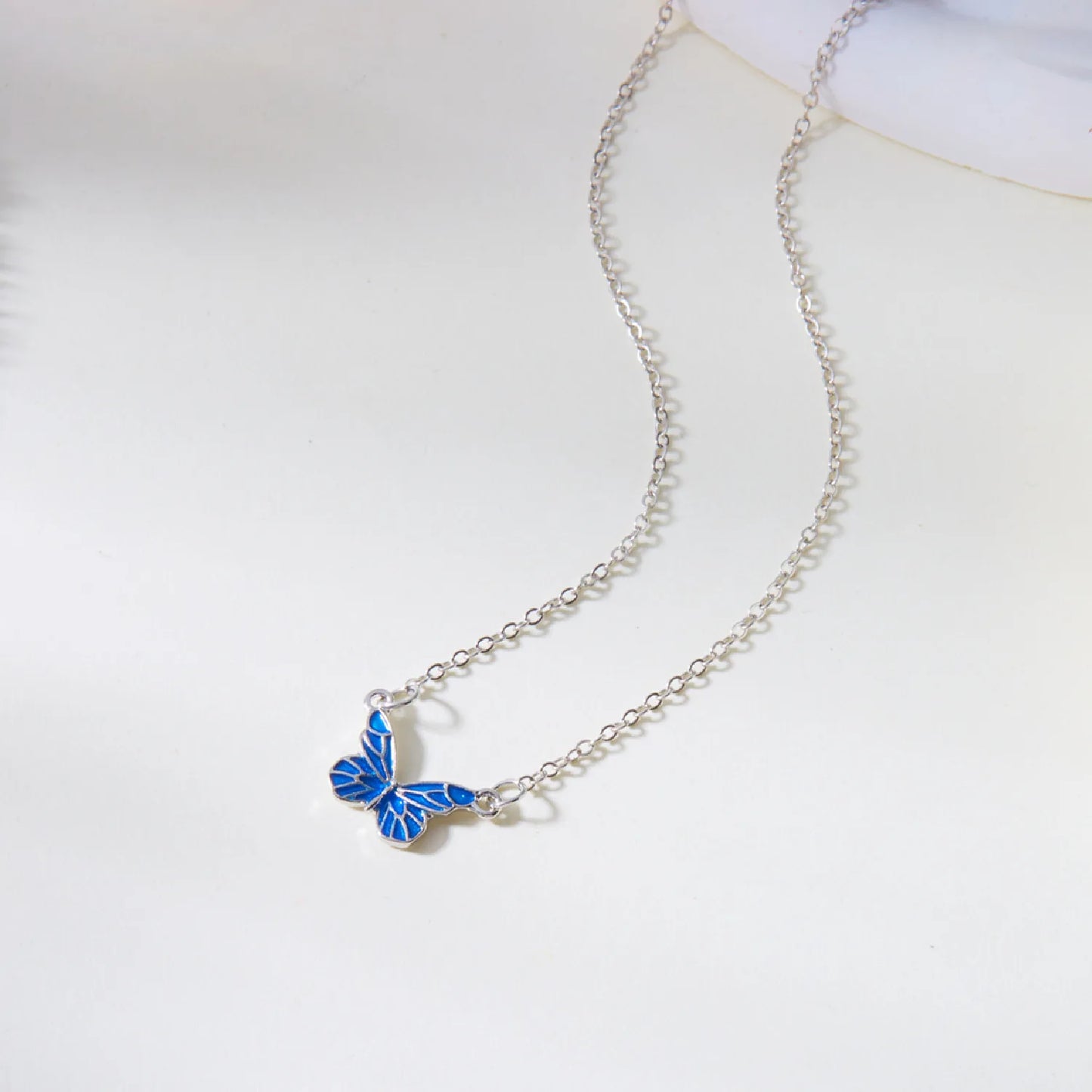 Luminous-Butterfly Necklace Bracelet For Women Vintage Glow In The Dark Pendant Necklace Christmas New Year Party Jewelry Gift