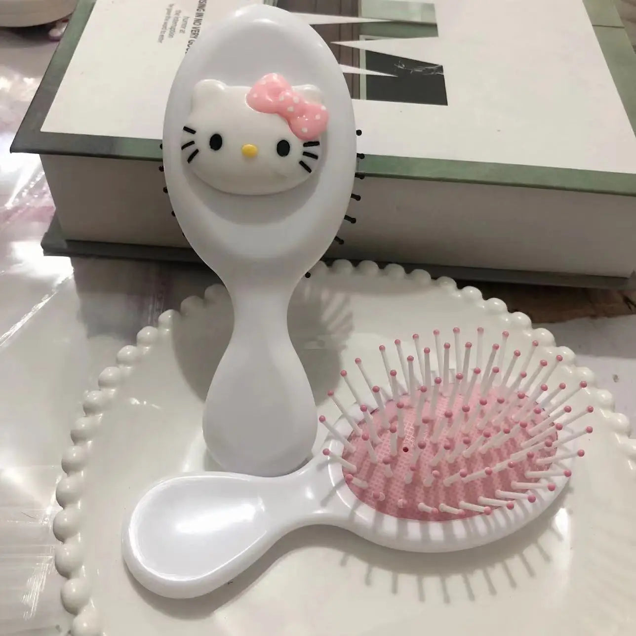 Sanrio Hello Kitty Kawaii Portable Air Cushion Comb Mirror Cartoon Anime Doll Girl Creative Cute Portable Comb Gifts for Girls