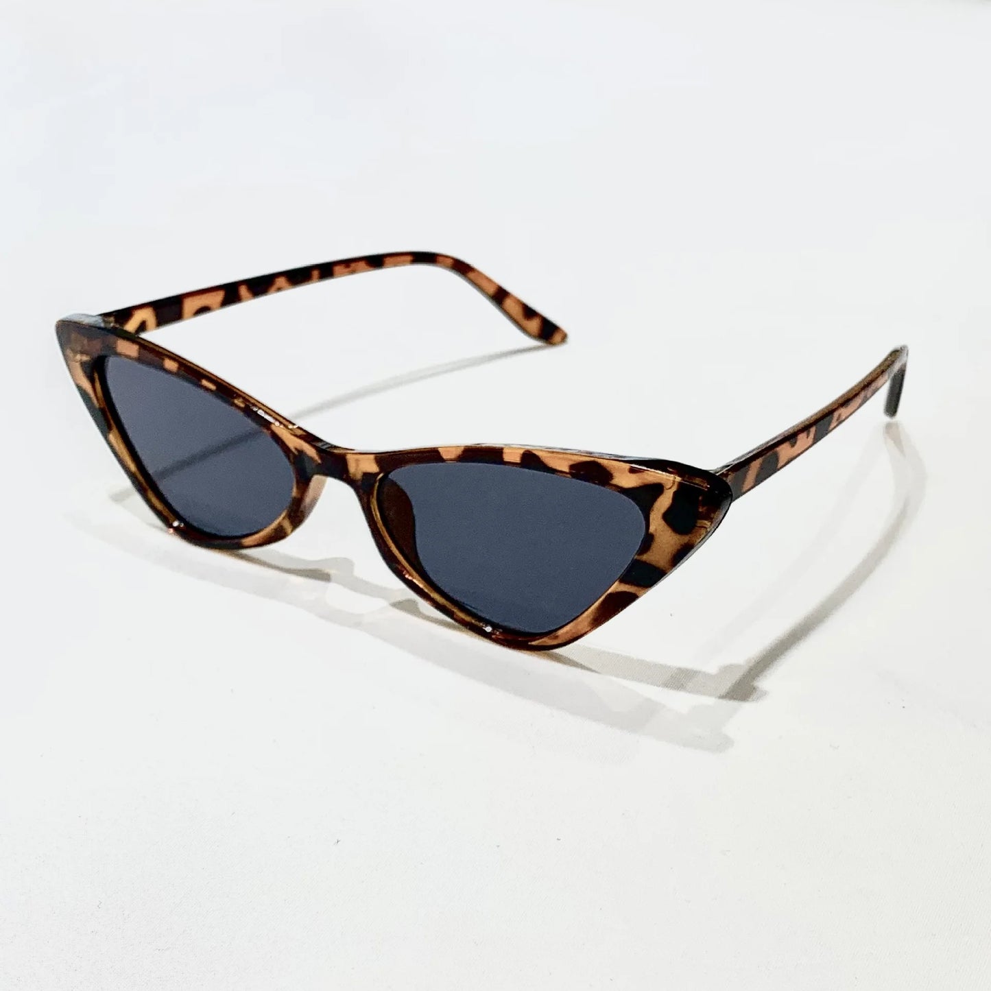 Small Frame Vintage Square Sunglasses Women Men Cat Eye Sun Glasses Eye Glasses Goggle Square Male Female Triangle Sunglasses