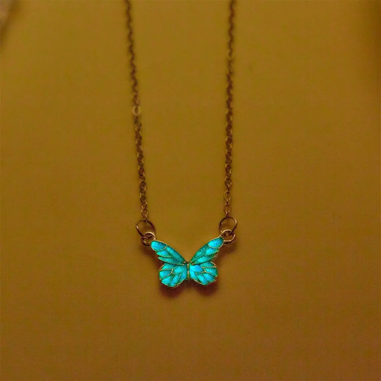 Luminous-Butterfly Necklace Bracelet For Women Vintage Glow In The Dark Pendant Necklace Christmas New Year Party Jewelry Gift
