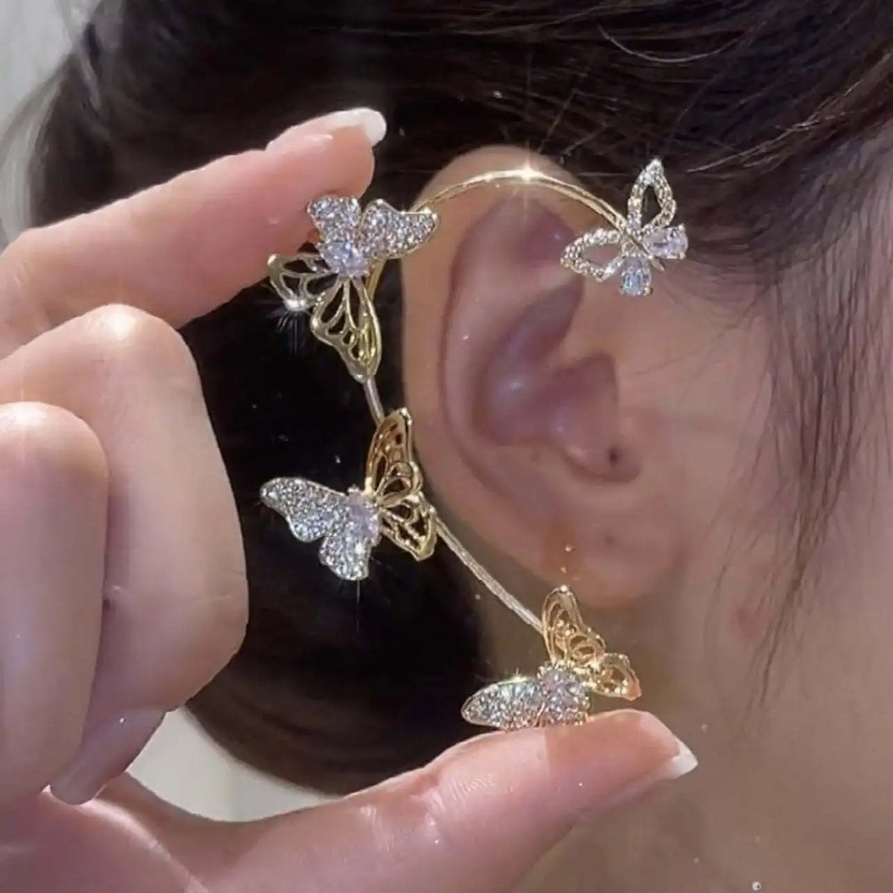 Sparkling Zirconia Ear Cuff Cilp Earrings Crystal Rhinestone Butterfly Ear Clips Without Piercing For Women Wedding Jewelry Gift