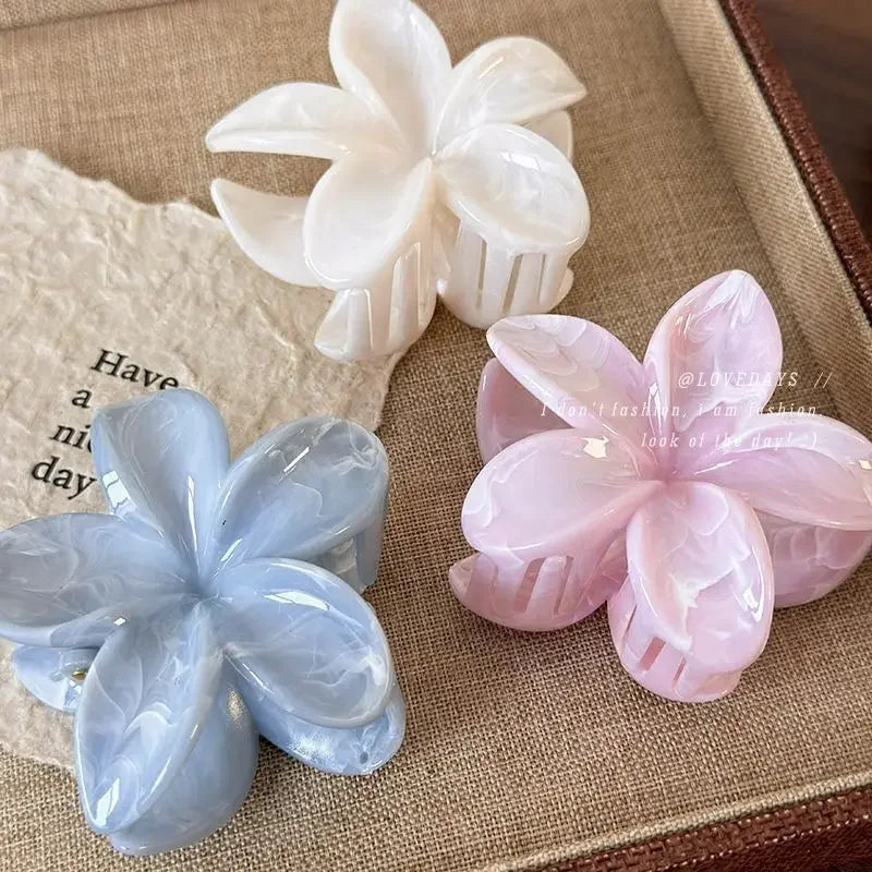 Frangipani Fresh and Sweet Egg Flower Back of Head Disc Hair Shark Clip Hair Ornament Claw Hair Clips for Women