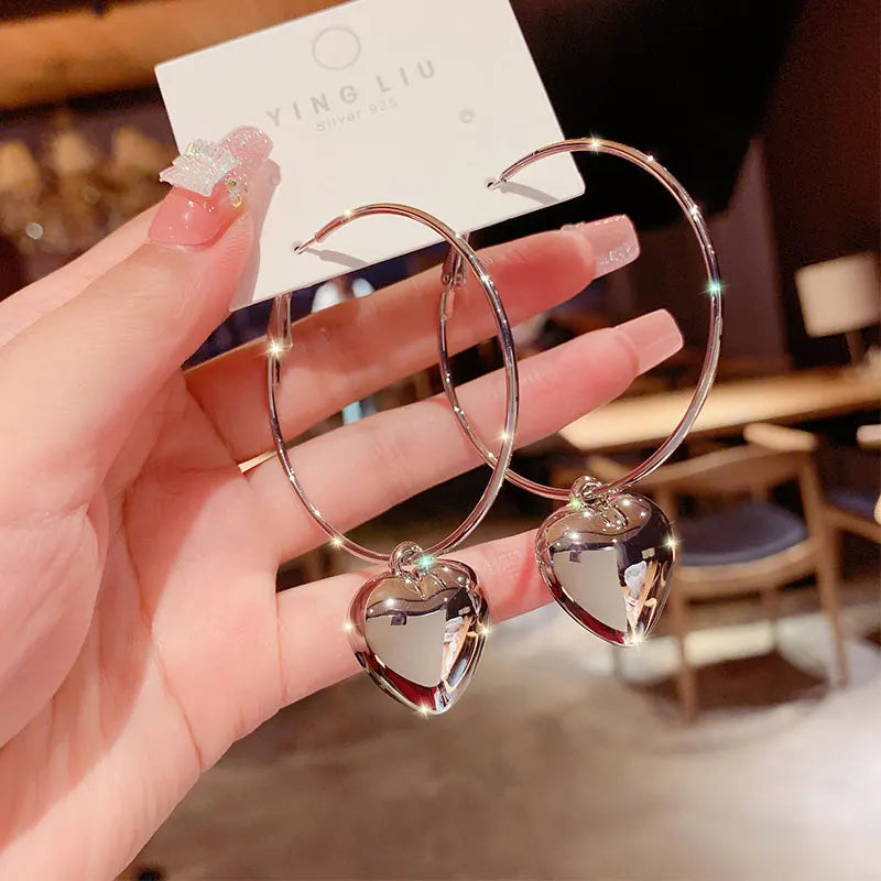 2023 New Fashion Trend Unique Design Elegant Delicate Red Cherry Stud Earrings For Women Jewelry Wedding Party Premium Gifts