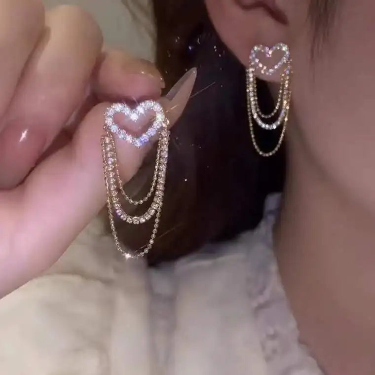 2023 New Fashion Trend Unique Design Elegant Delicate Red Cherry Stud Earrings For Women Jewelry Wedding Party Premium Gifts