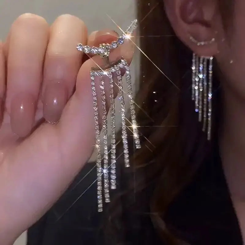 2023 New Fashion Trend Unique Design Elegant Delicate Red Cherry Stud Earrings For Women Jewelry Wedding Party Premium Gifts