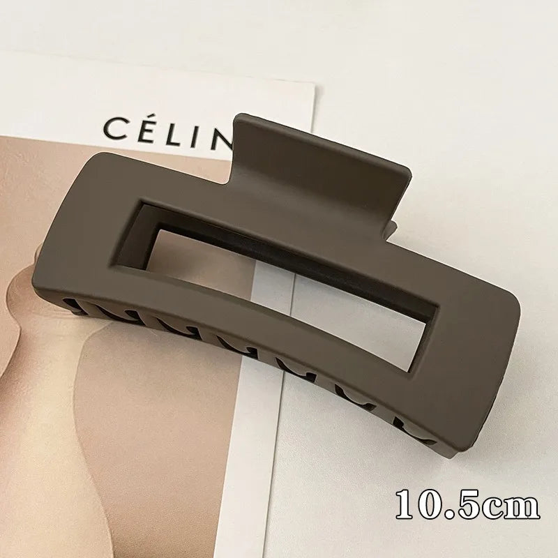 Korean Large Claw Clips Women Plastic Claw Clips Black Matte Clip Hair Claw Non-slip Crab Hairpins Fashion Beach HairAccessories