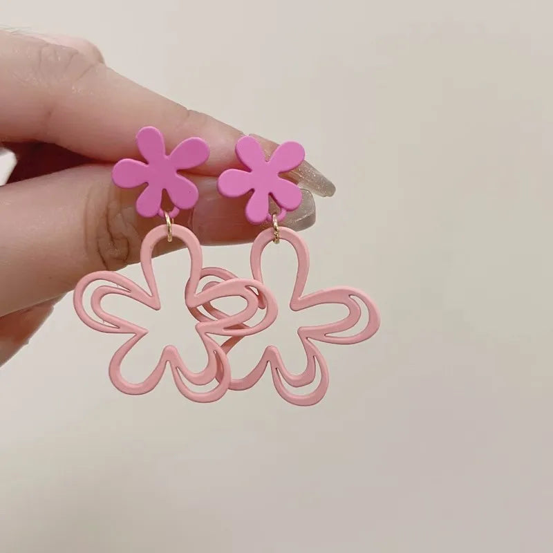 Sweet Pink Flower Women's Earrings Double-layers Hollow Floral Pendants Hanging Earrings for Female Korean New Fashion Jewelry