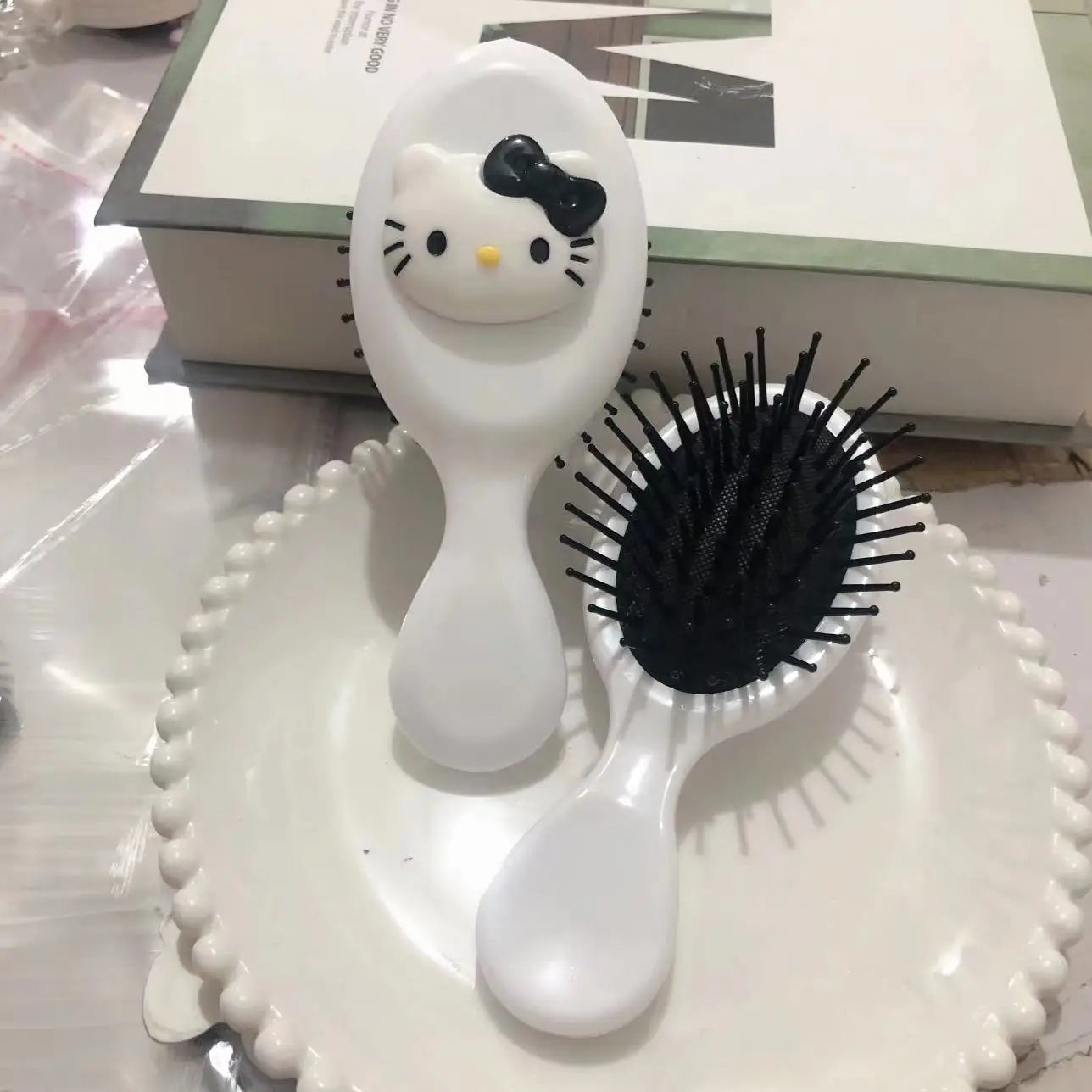 Sanrio Hello Kitty Kawaii Portable Air Cushion Comb Mirror Cartoon Anime Doll Girl Creative Cute Portable Comb Gifts for Girls