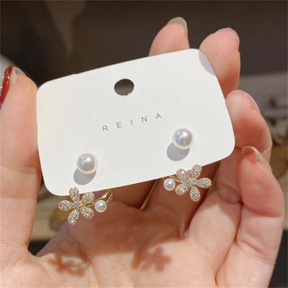 Hot selling Korean style fresh design pearl flower earrings as a gift for girlfriends