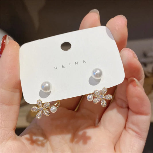 Hot selling Korean style fresh design pearl flower earrings as a gift for girlfriends